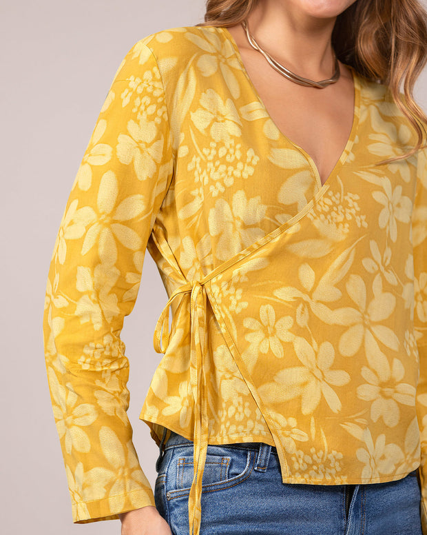 Blusa manga larga de diseño cruzado en frente