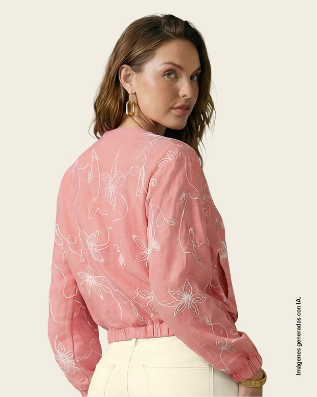 Chaqueta silueta amplia en tela bordada