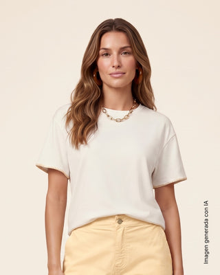 Camiseta amplia con puntadas en mangas#color_018-marfil