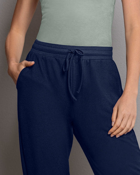 Pantalón largo tipo jogger con bolsillos funcionales#color_c42-azul-oscuro