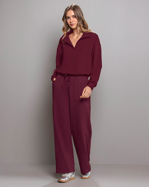 Buzo tipo polo de silueta amplia#color_c37-borgona