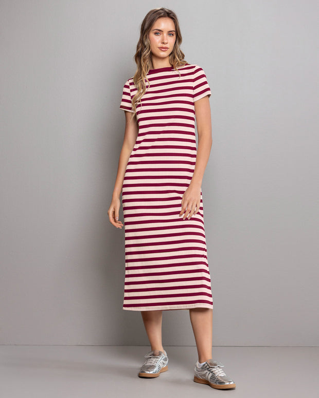 Vestido midi manga corta