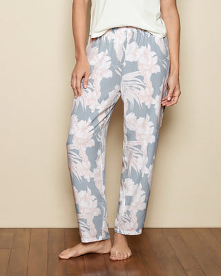 Pantalón estampado de pijama en tejido plano#color_086-estampado-hojas