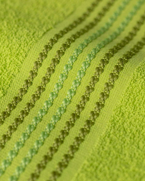 Toalla de cuerpo 350 gr 70 x 140 cm Fatelares#color_601-verde-lulo