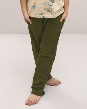 Pantalón largo con elástico en cintura para niño#color_603-verde-oscuro