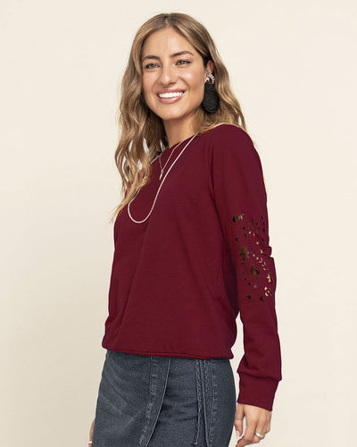 Buzo manga larga con estampado localizado de cuello redondo#color_c34-vino