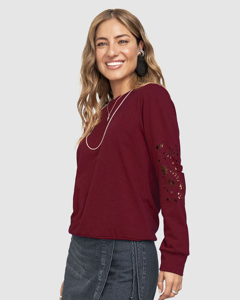 Buzo manga larga con estampado localizado de cuello redondo#color_c34-vino