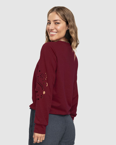 Buzo manga larga con estampado localizado de cuello redondo#color_c34-vino