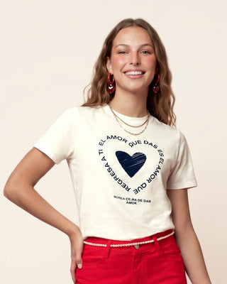 Camiseta en algodón manga corta con estampado localizado#color_892-marfil