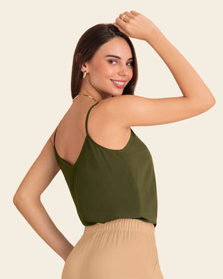 Blusa tiritas con escote en espalda#color_c46-verde-militar