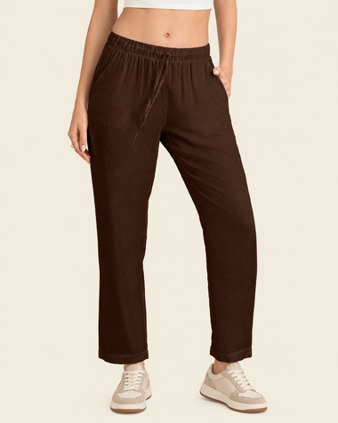 Pantalón exterior con resorte en cintura#color_c23-cafe-chocolate