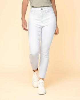 Jean skinny de silueta ajustada#color_000-blanco