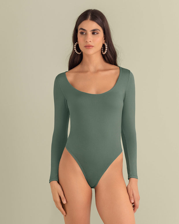 Body manga larga con broche ajustable