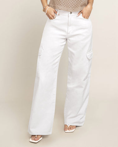 Jean bota ancha con bolsillos laterales funcionales#color_000-blanco