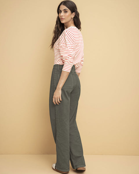Pantalón tiro alto bota recta con bolsillo tipo cargo#color_092-gris-oscuro