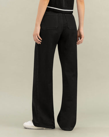 Pantalón tiro alto bota recta con bolsillo tipo cargo#color_700-negro