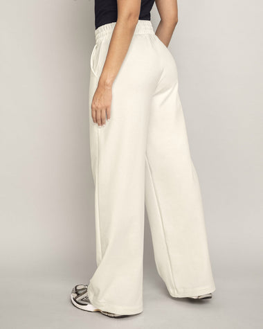 Pantalón tipo jogger con bota ancha#color_018-marfil