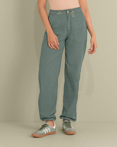 Pantalón bota recta con elástico en ruedo#color_249-verde