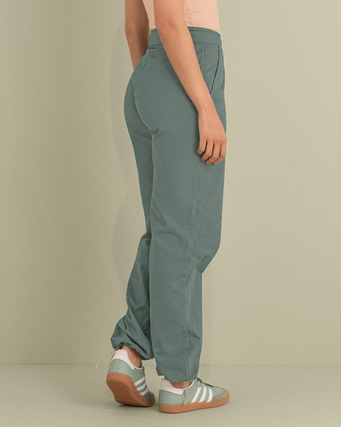 Pantalón bota recta con elástico en ruedo#color_249-verde