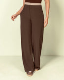 Pantalón exterior de bota recta y doble pretina#color_c23-cafe-chocolate