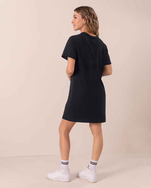 Vestido corto tipo camiseta#color_700-negro