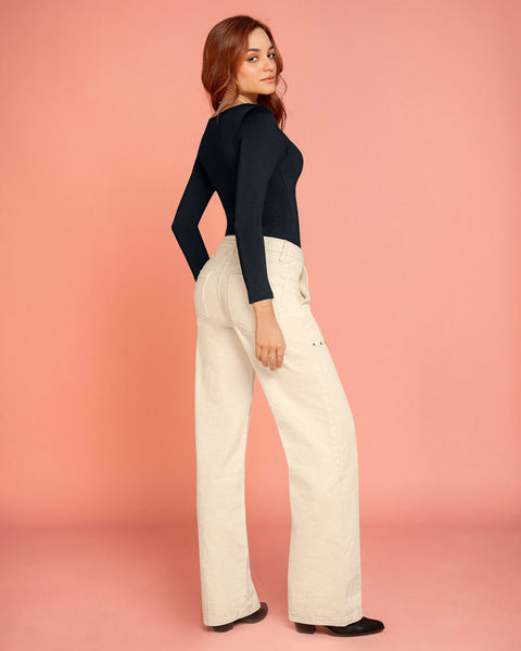 Pantalón bota recta con taches decorativos#color_018-marfil