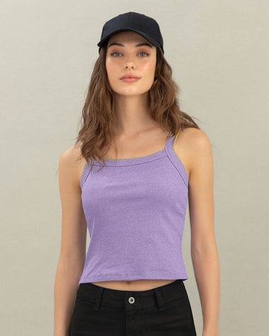 Camiseta de tiritas con detalle tejido en frente#color_422-lila