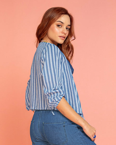Blusa cruzada de mangas 3/4#color_022-raya-azul-claro