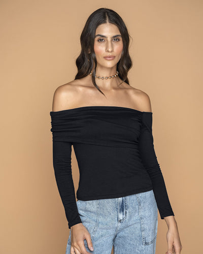 Camiseta manga larga cuello bandeja#color_700-negro