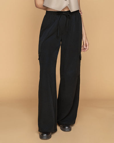 Pantalón bota ancha tipo cargo#color_700-negro