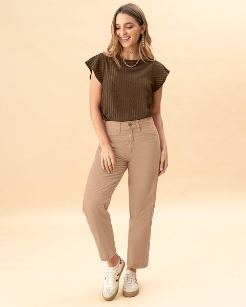 Pantalón bota recta con cortes decorativos en los costados#color_084-arena