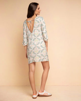 Vestido corto de cuello en V con detalle bordado#color_191-marfil-estampado