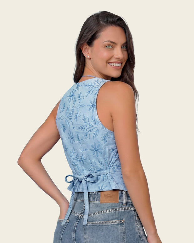 Chaleco de diseño cruzado en tela bordada