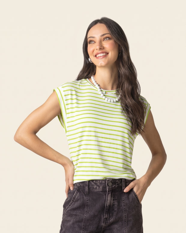 Camiseta manga sisa con estampado frontal