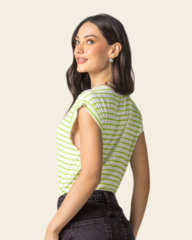 Camiseta manga sisa con estampado frontal