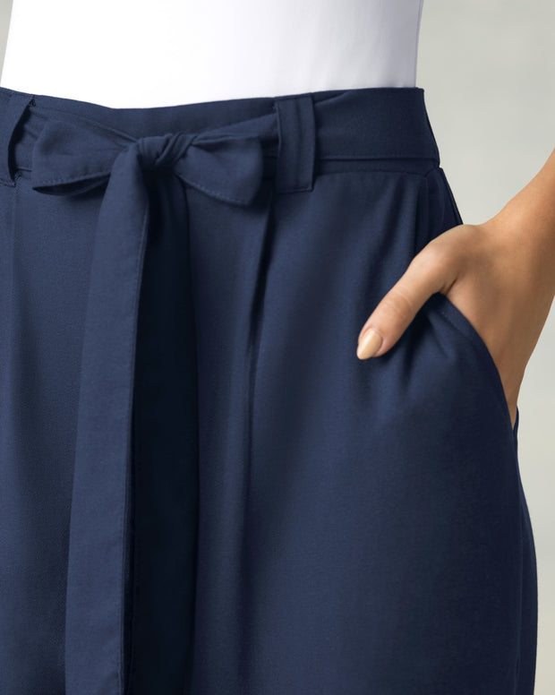 Pantalón bota recta con tira anudable
