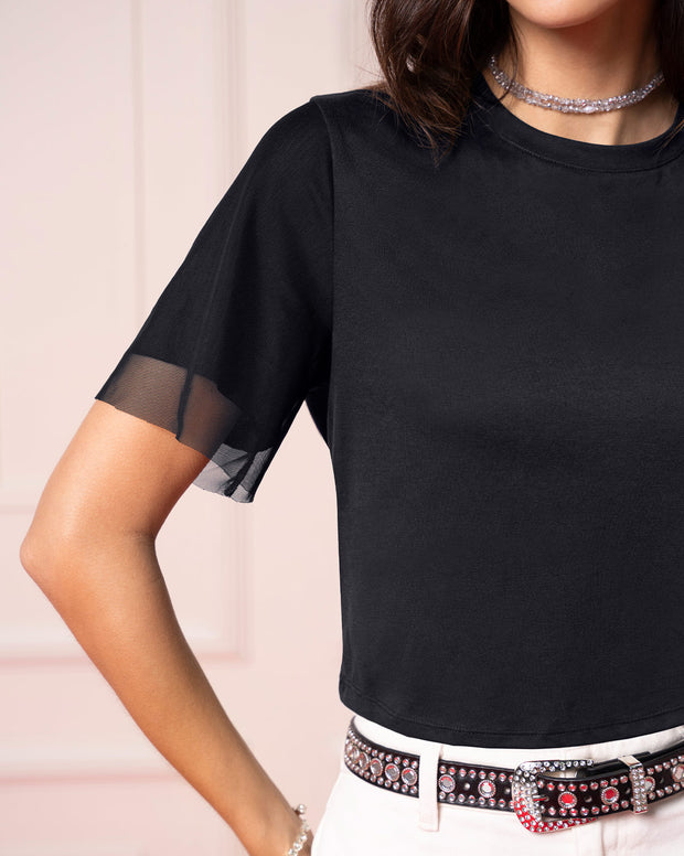 Camiseta cuello redondo con mangas en transparencia