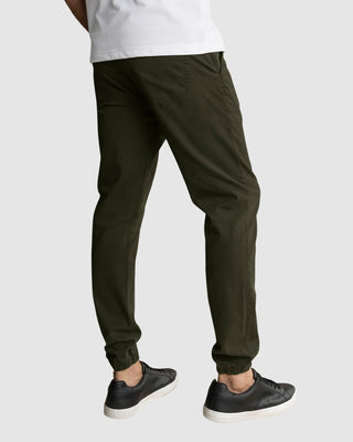 Jogger Londres pantalón de hombre#color_605-verde-militar