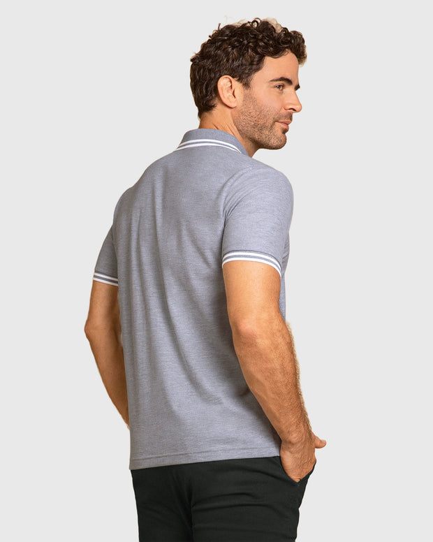 Camiseta tipo polo clásica con cuello y mangas en tejido texturizado