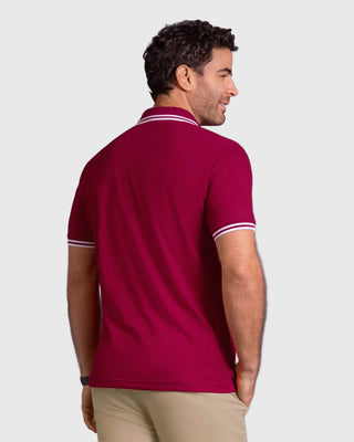 Camiseta tipo polo clásica con cuello y mangas en tejido texturizado#color_c34-vino