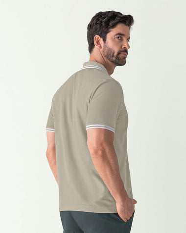 Camiseta tipo polo con cuello y mangas tejidas#color_c16-gris-verde