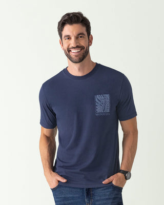 Camiseta manga corta con estampado localizado y cuello redondo#color_c42-azul-oscuro