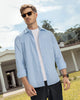 Camisa manga larga con perilla funcional y puños con botón#color_146-rayas-azules