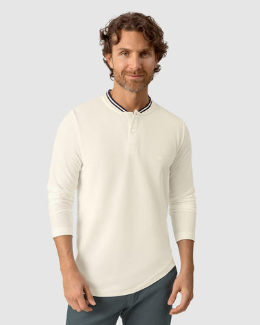 Camiseta manga larga con perilla funcional y logo en frente#color_018-marfil
