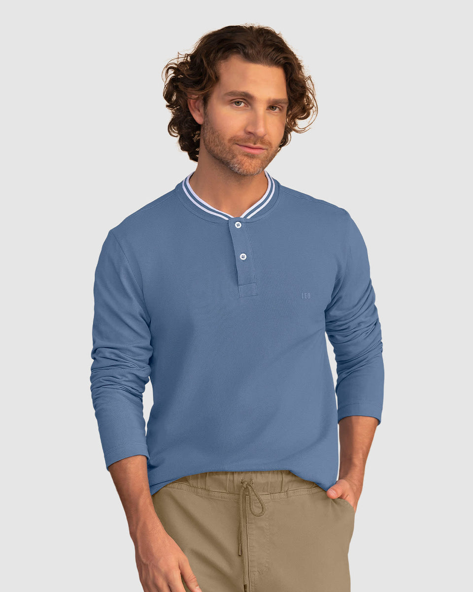 Camiseta manga larga con perilla funcional y logo en frente