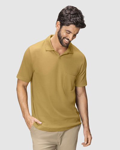 Camiseta tipo polo con bolsillo en frente#color_847-mostaza