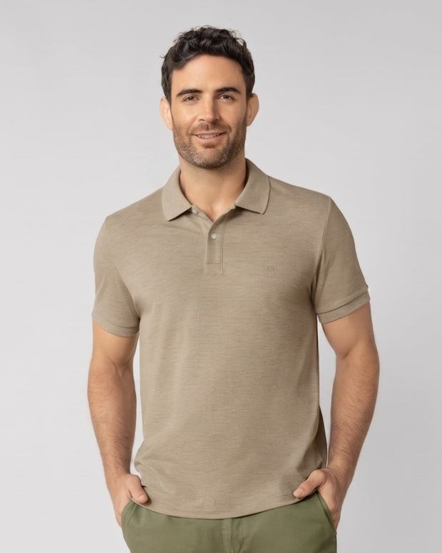 Camiseta polo manga corta con botones funcionales