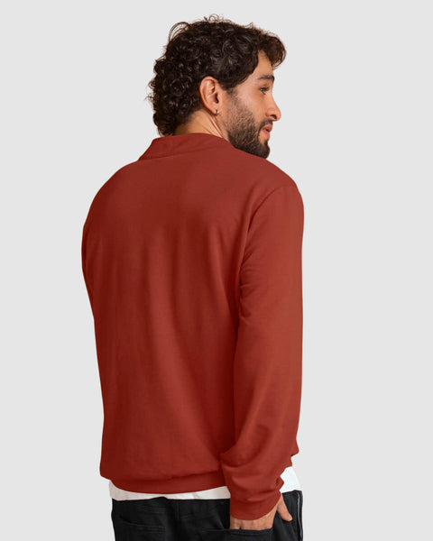 Buzo cuello alto silueta oversized#color_a89-terracota-medio