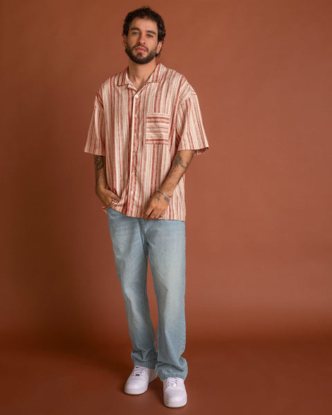 Camisa manga corta en tela tipo lino#color_a89-terracota-medio-estampado