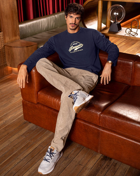 Pantalón bota recta en corduroy#color_835-cafes